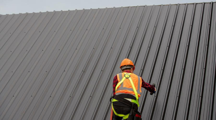 Expert new roof installation services in Monroeville, OH